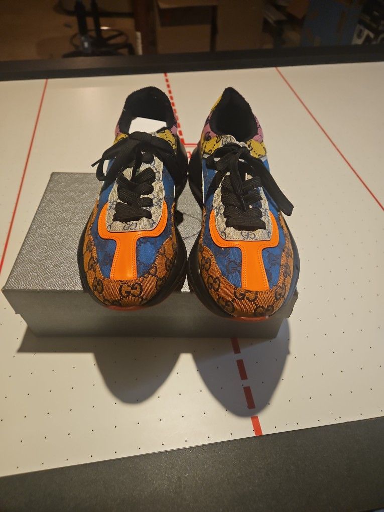Gucci Sneakers 
