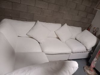 THOMASVILLE SECTIONAL COUCHES.