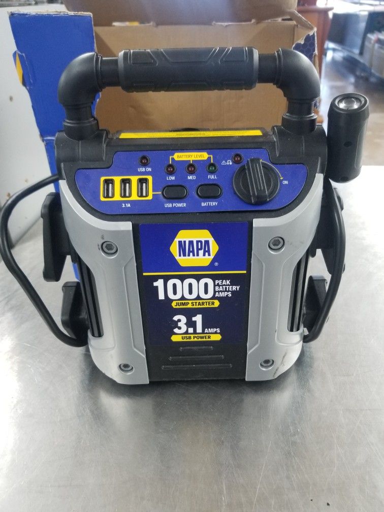 Napa Battery Jump Starter