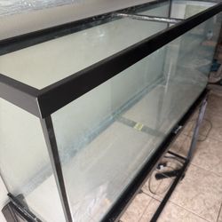 Aquarium With Stand And Lids