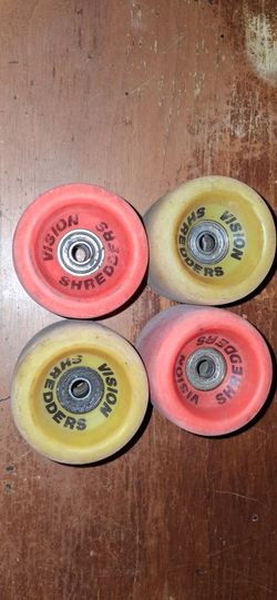 Vintage 80's 1980 Vision Shreaders Wheels Skate board