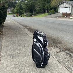 Callaway Golf Bag Golfing Bag Golf Supplies in Good Condition 