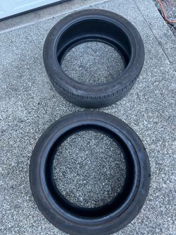 Lot of 2 Goodyear Eagle Sport 255/40R19