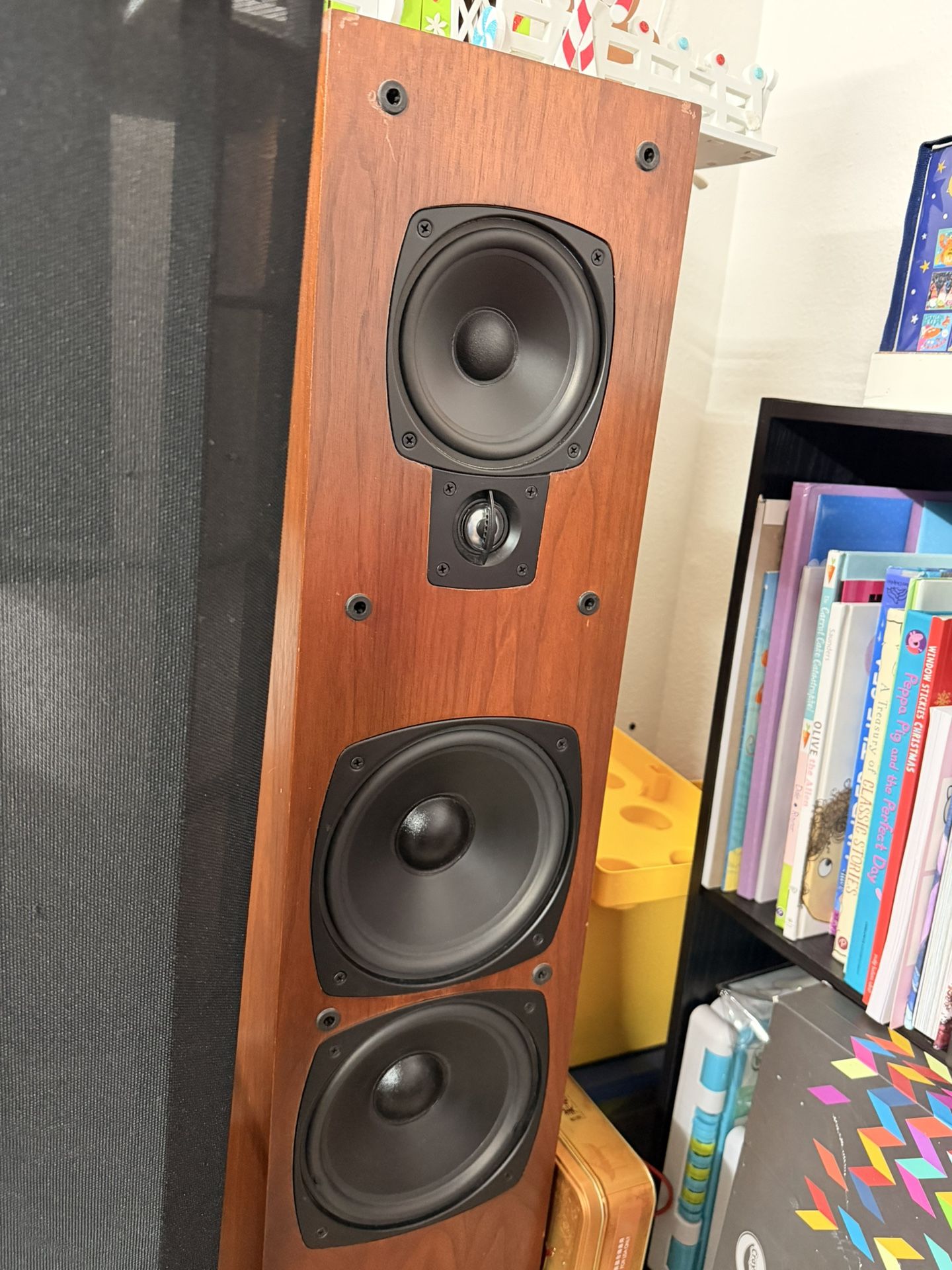 Boston Acoustics VR40 Speakers – Excellent Sound