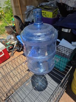 5 gallon water jug