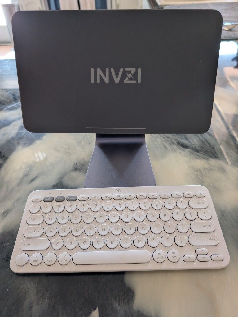 Stand And Keyboard For Ipad