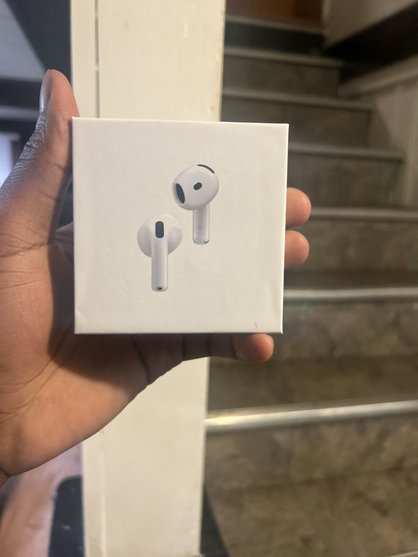 AirPod Gen 4