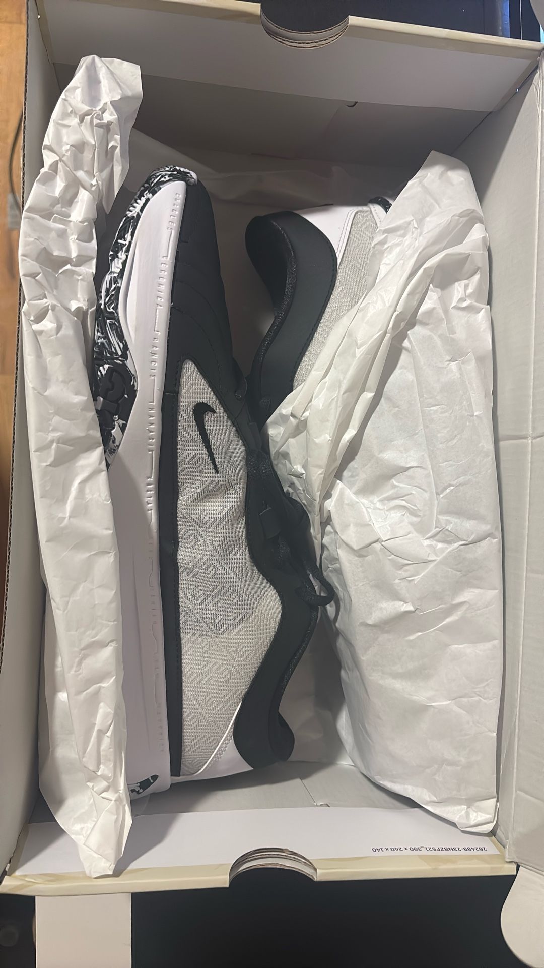 Zoom Freak 5s Size 14