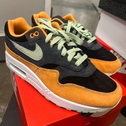 Nike Air Max 1PRM Size 9
