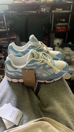 Asics Size 12 Gel NYC