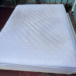 Queen Size Mattress 