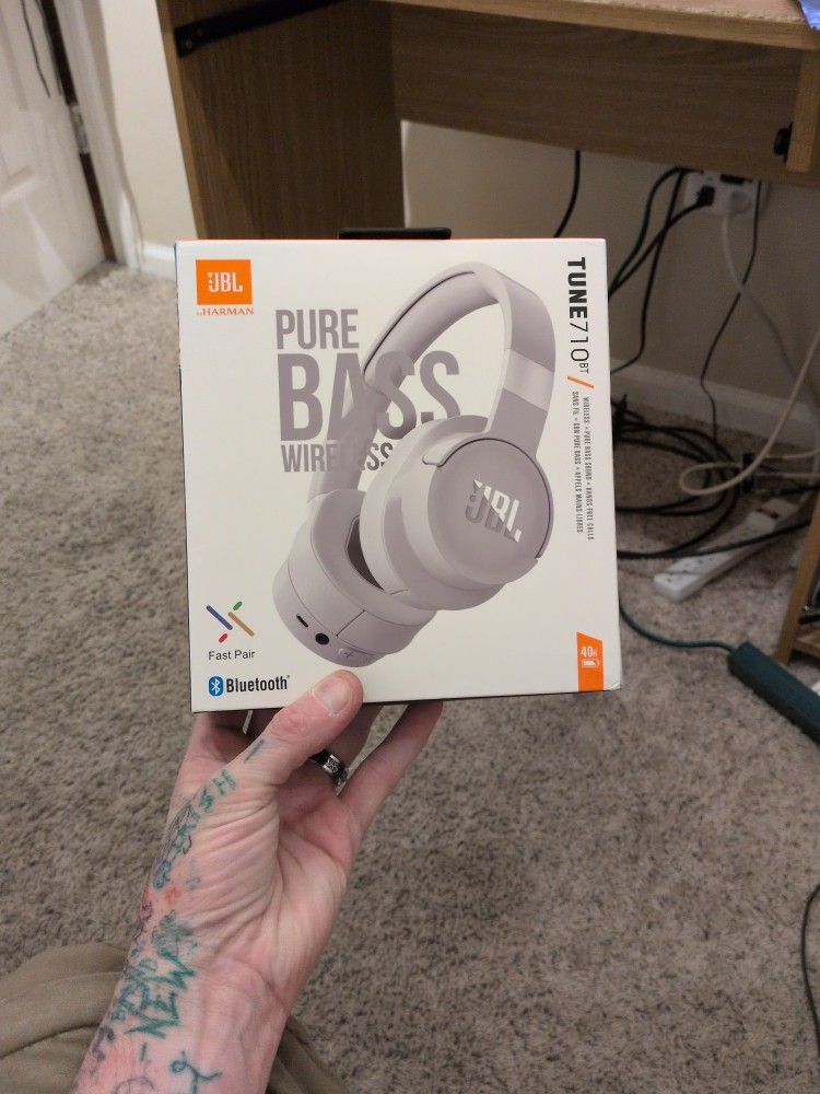 Brand New JBL 710 Headphones