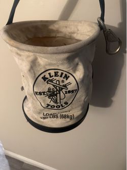 Klein bucket bag
