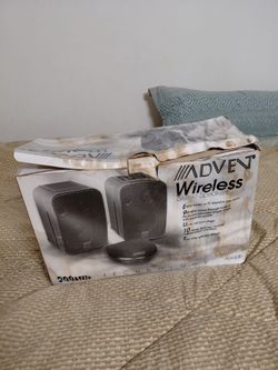 ADVET Wireless Stereo Speakers: ((Only the box is messed up))