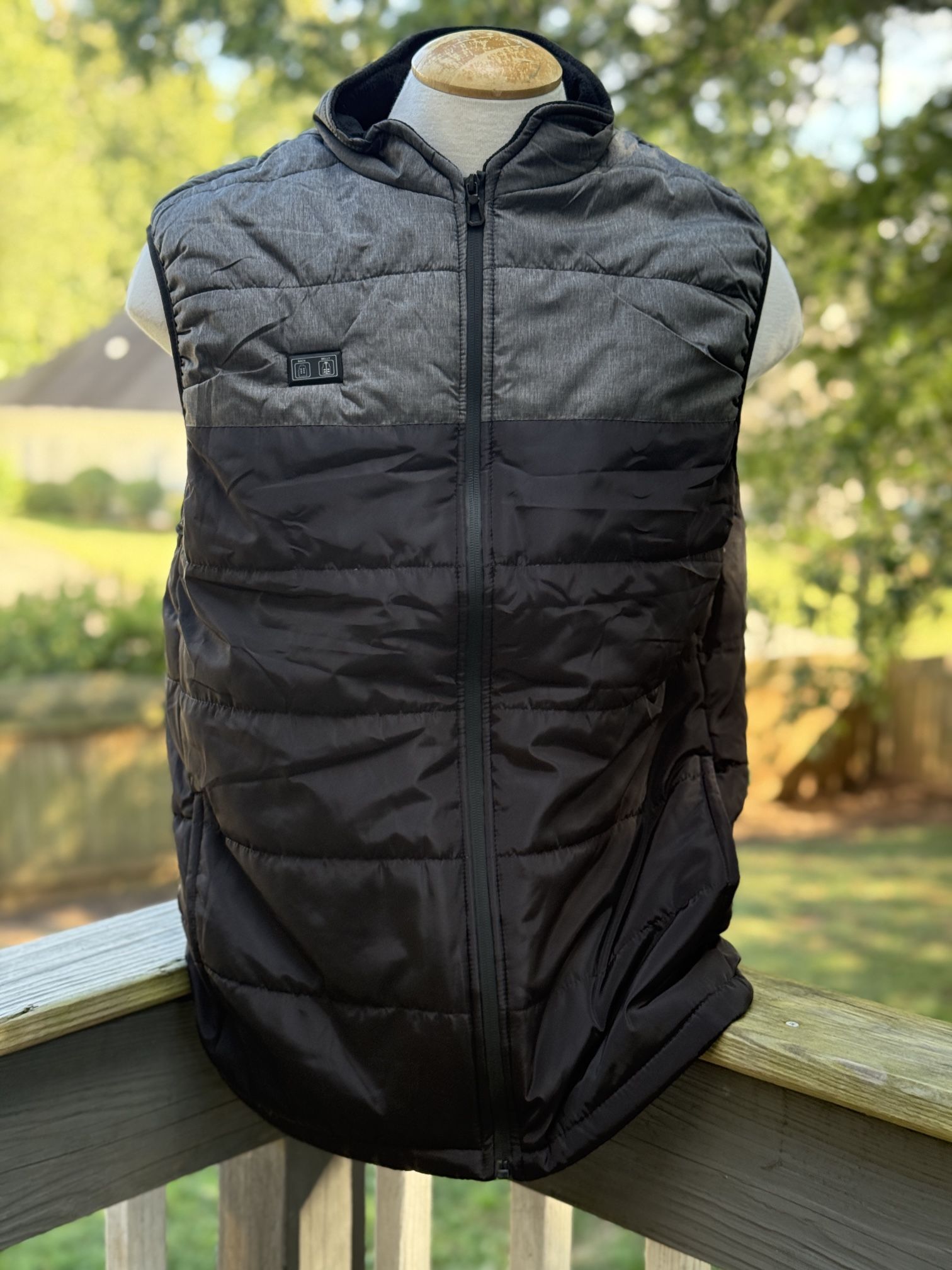 XINSONYUELL Men’s Electric Heated Vests (2)
