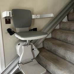 Stair - Chair Lift - READ 👀PLEASE!