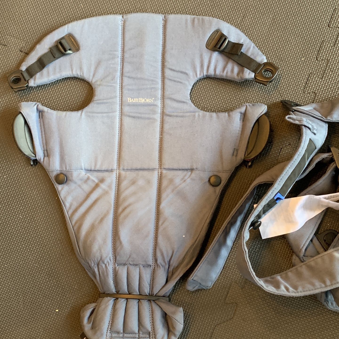 Baby Bjorn Baby Carrier (Very Good Condition)