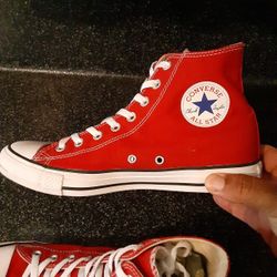Converse Mens 8.5 Like new 