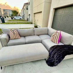 Nice sectional Sofa & ottoman set
