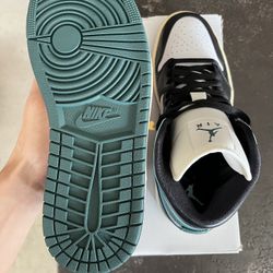 Oxidized Green Jordan 1 Mid 