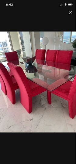 Dining room table and 8 chairs