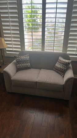 Love seat