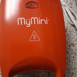 Sandwich Maker (New)