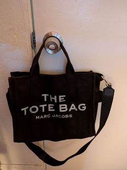 Marc Jacobs The Tote Bag