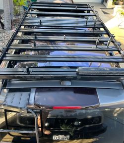 Complete Front Runner Slimline II Roof Rack Package for Land Rover LR3 / LR4