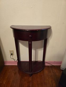 Entry table/Accent table