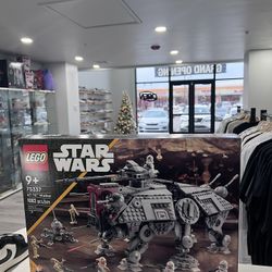 Brand new 75337 LEGO Star Wars AT-TE Walker