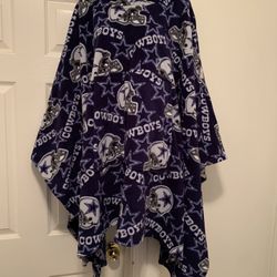 Dallas Cowboys Fleece Poncho 