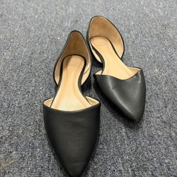 Women’s Black Leather “a new day” Flats