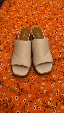 Heel sandal size 8.1/2 w