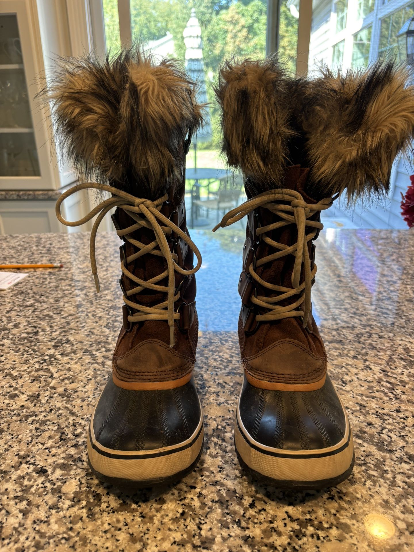 Sorel Waterproof Joan of Arc Boots - Size 9.5