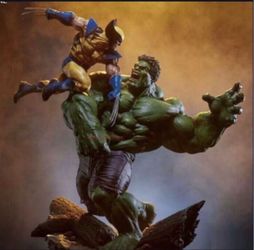 Sideshow Wolverine vs hulk statue