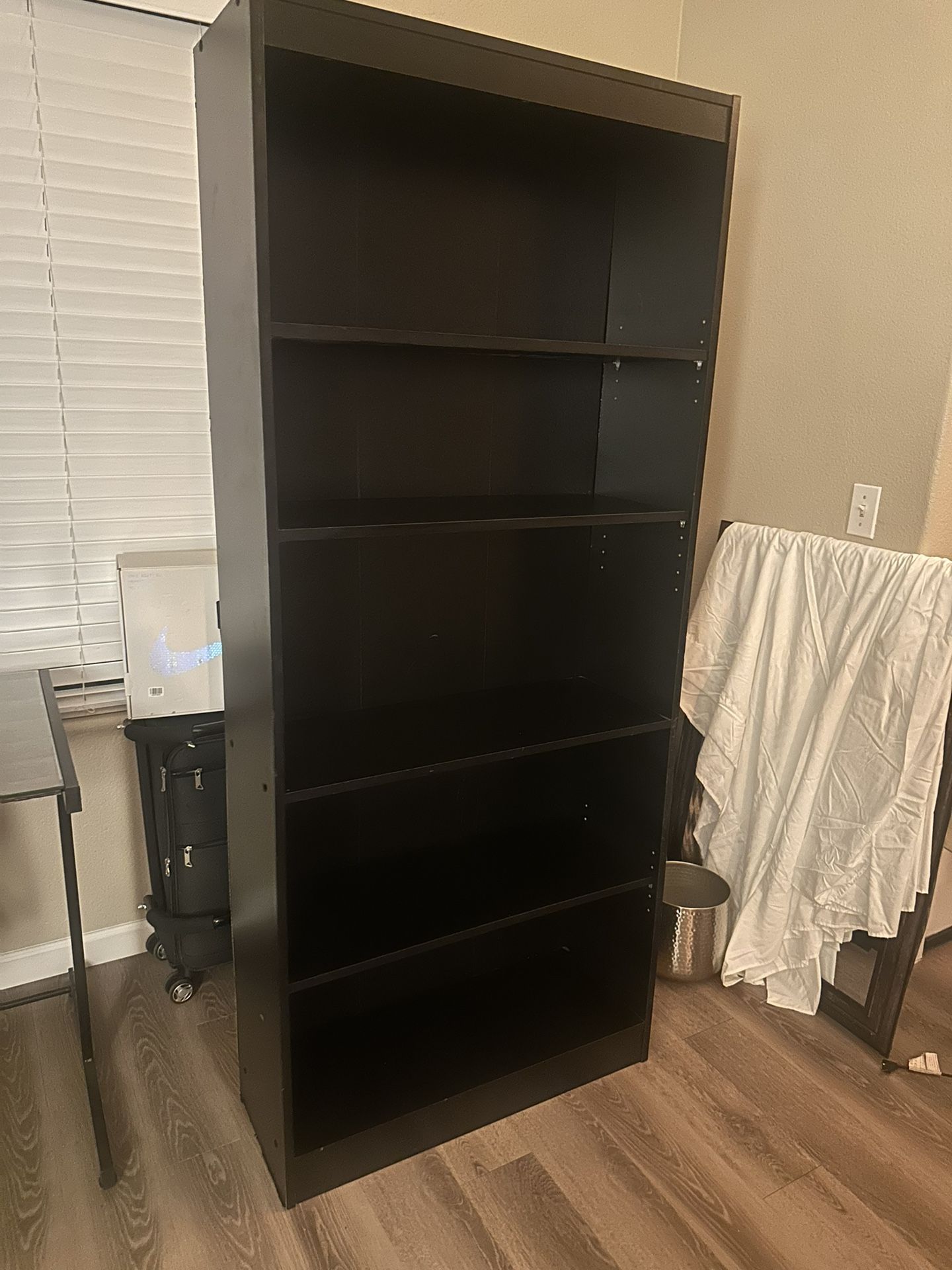 Bookshelf