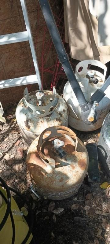 Gas Tank