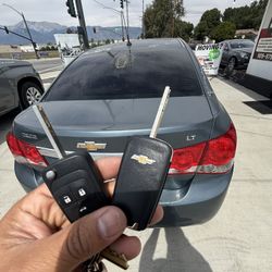 Llaves De Autos / Car Keys And Remotes 