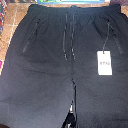 Men’s Nomad Athletic Shorts (Medium)