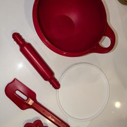 Tupperware Mini Bowl Set