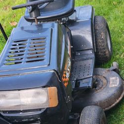 Yard Machines Lawn Tractor /Needs Work 