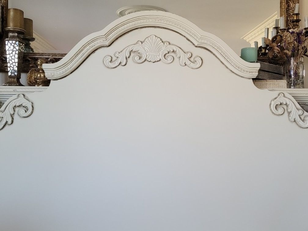 Rustic Farmhouse Shabby Chic Queen Sized Bed Frame