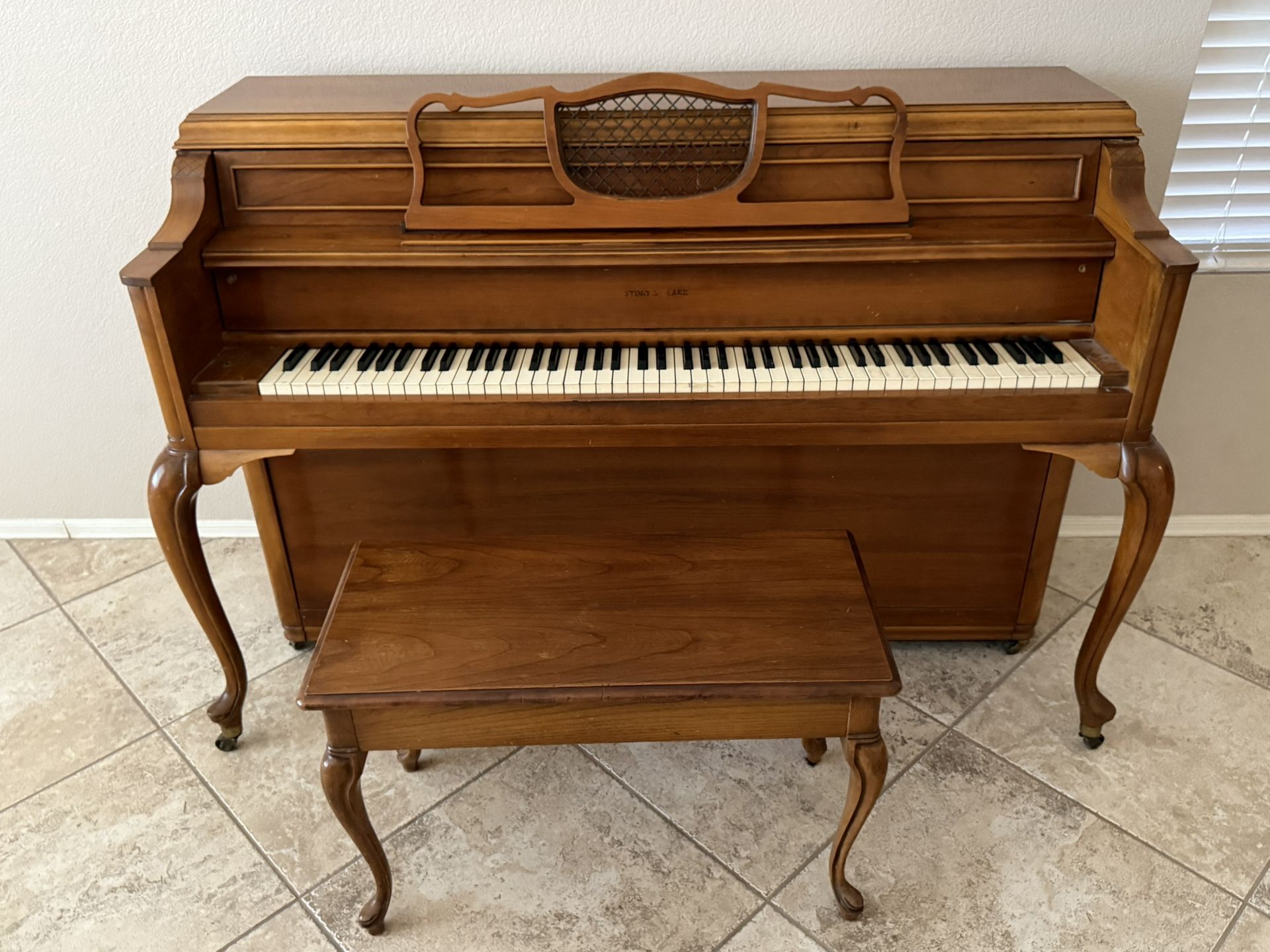 Story & Clark Spinet Piano with Matching Bench