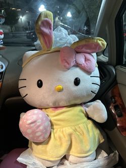 Vintage Hello Kitty Easter Greeter 