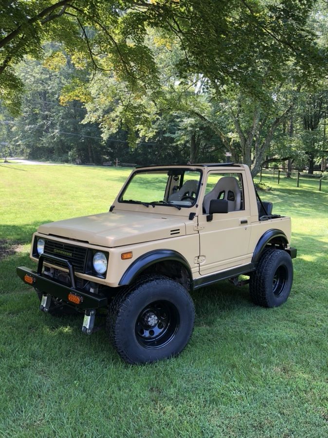 1987 Suzuki Samurai -