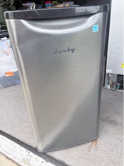 Stainless Steel Fridge 18X33X19