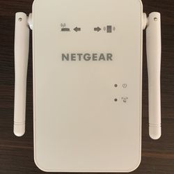 Net gear Dual Band WiFi Extender
