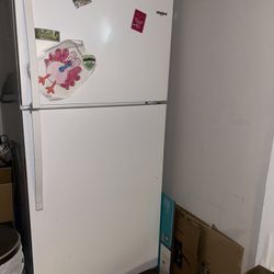 Whirlpool Refrigerator- Only 7 Months Old