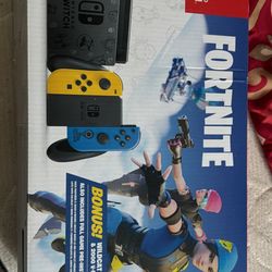 Nintendo Switch Fortnite Edition For Sale , Used A Few Times 